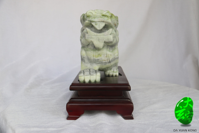 負(fù)屃 大：16800￥ ?。?800￥